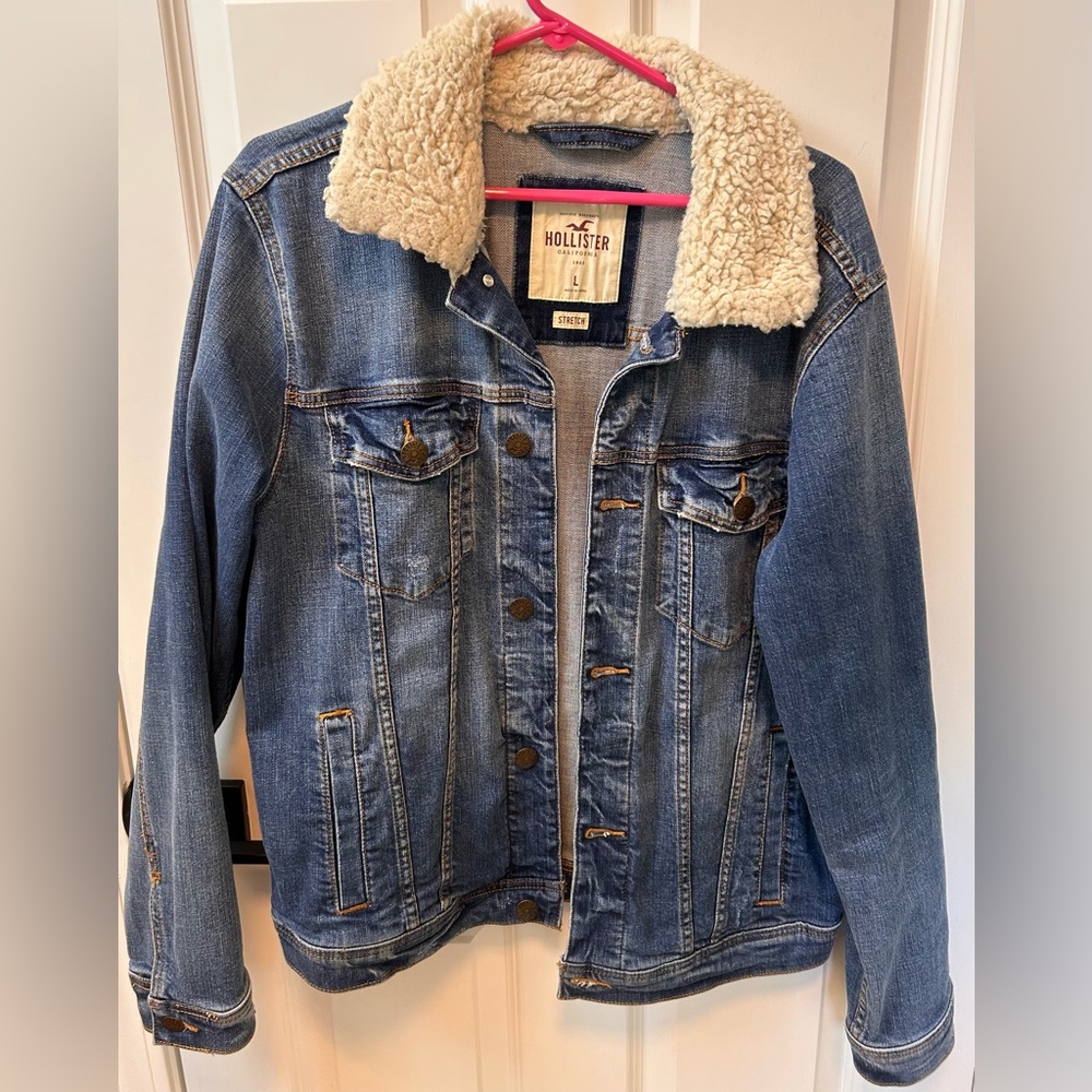 Men’s Large Hollister Denim Trucker Jacket